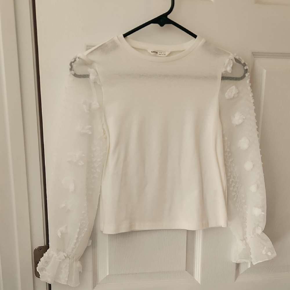 SHEIN White Floral Sheer Sleeve Blouse